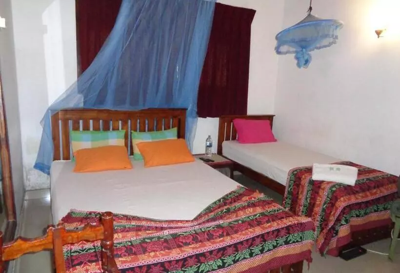 Majatalo Saranga Holiday Inn