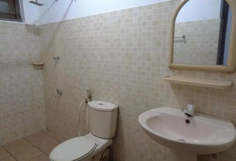 Majatalo Saranga Holiday Inn