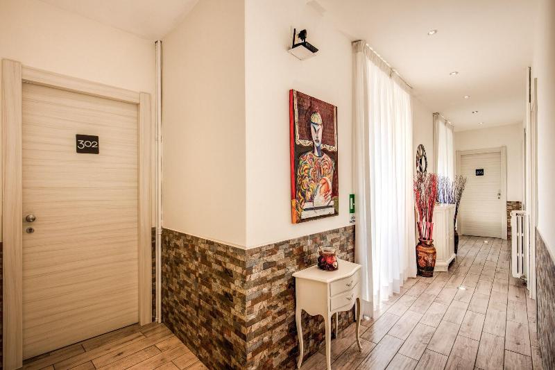 تختخواب و صبحانه Marta Inn