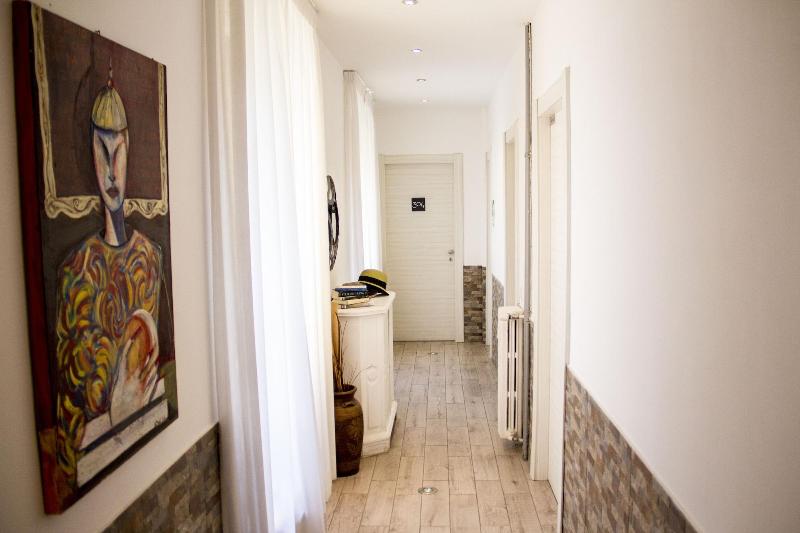 تختخواب و صبحانه Marta Inn