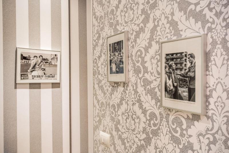 تختخواب و صبحانه Marta Inn