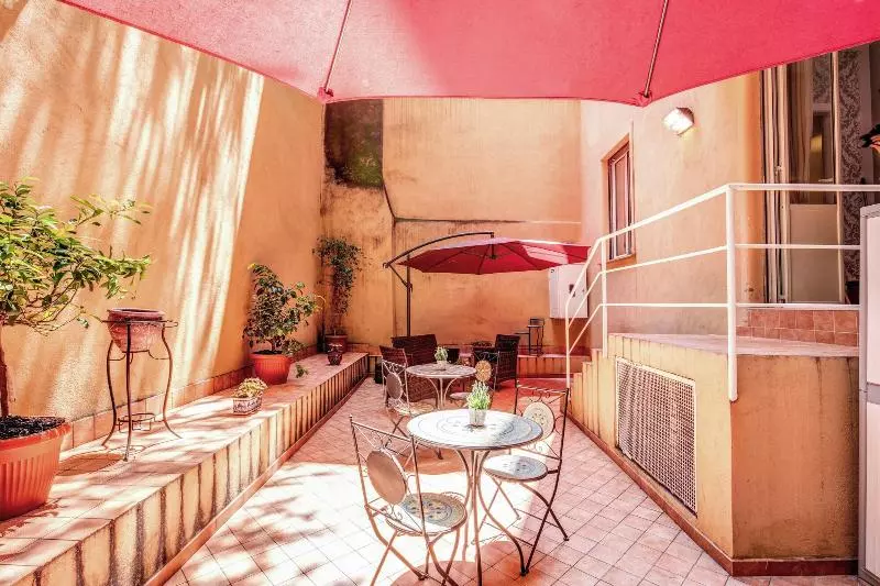 مبيت وإفطار Marta Inn