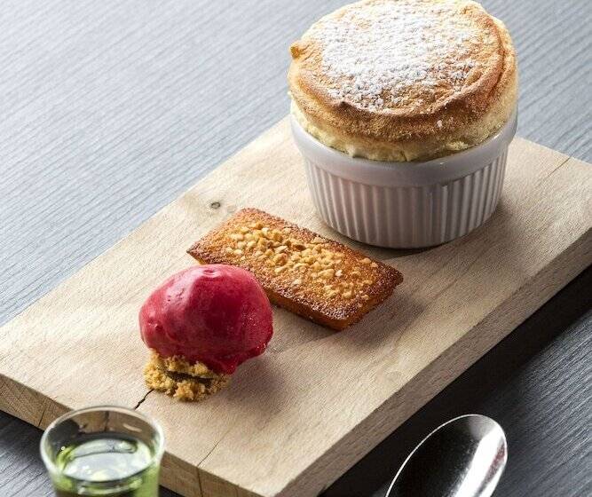 Heliopic Hotel & Spa