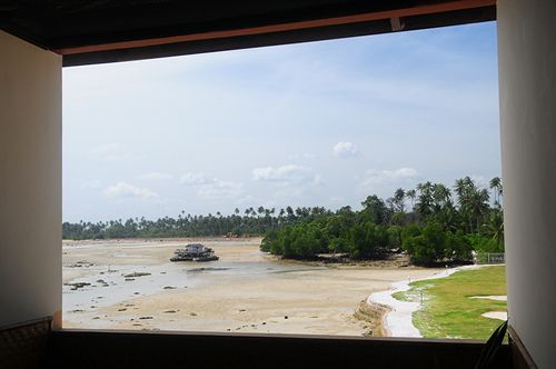 בית מלון כפרי Bintan Cabana Beach Resort