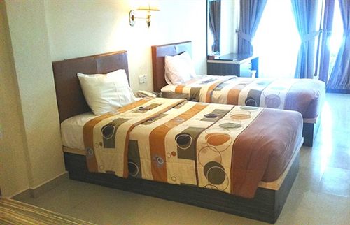 בית מלון כפרי Bintan Cabana Beach Resort