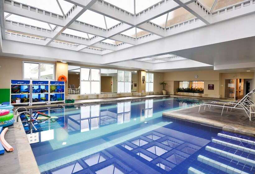 Отель Comfort Suites Alphaville