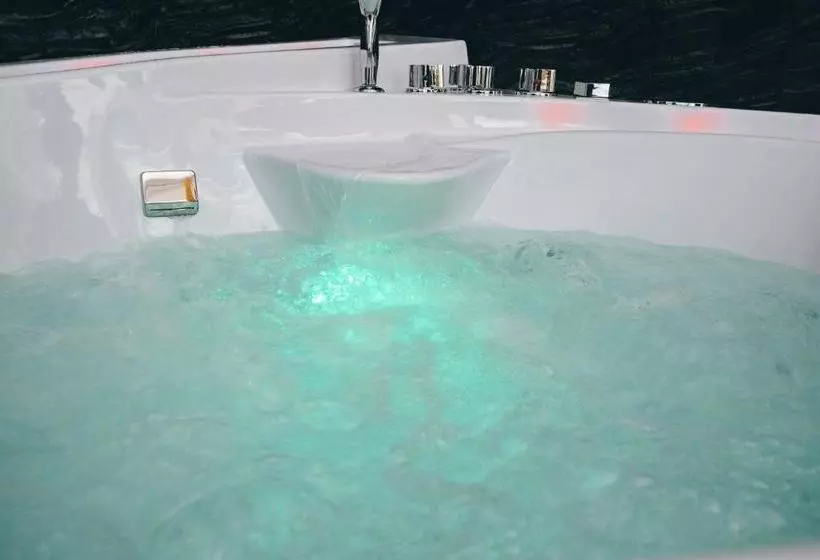 酒店 Gregorio Vii Luxury Suites