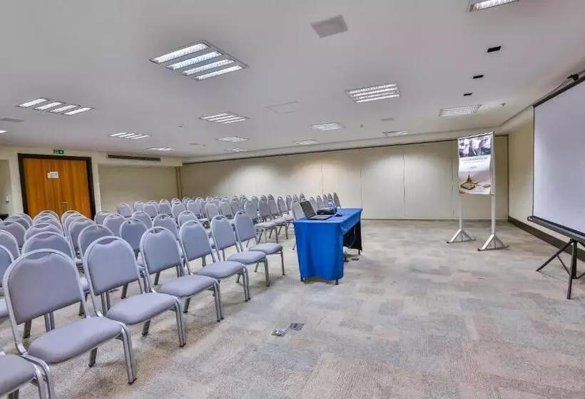 Oft Alfre Hotels Goiânia