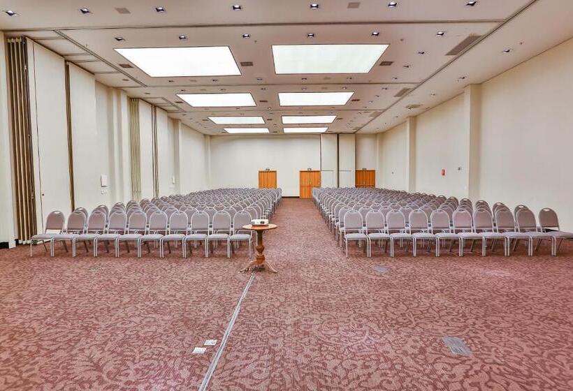 Oft Alfre Hotels Goiânia