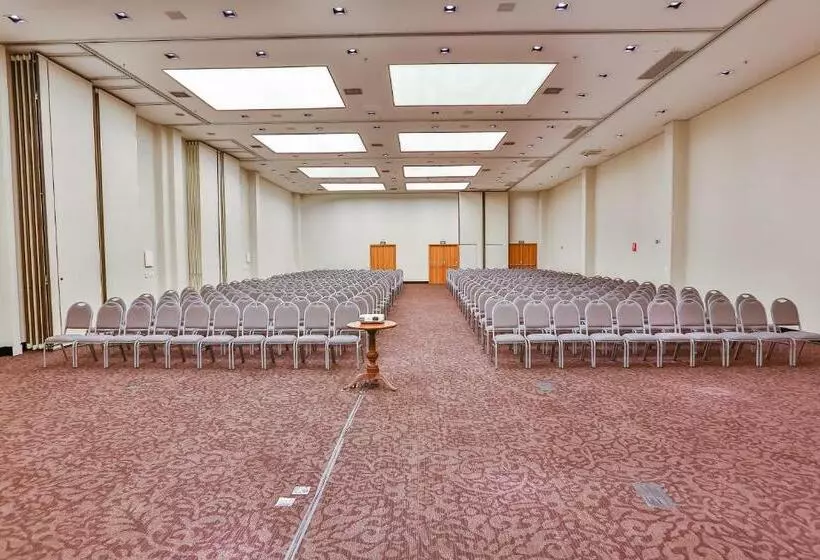 Oft Alfre Hotels Goiânia