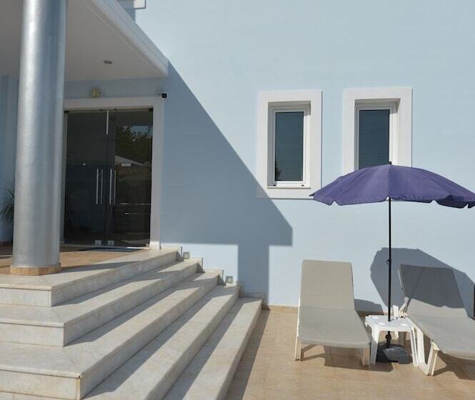 בית מלון כפרי Perla Marina Apart