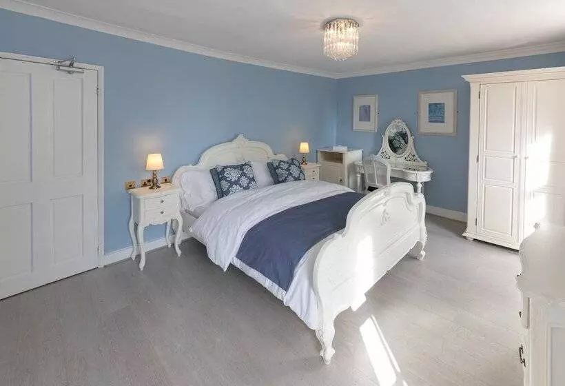 בית מלון כפרי The French Partridge