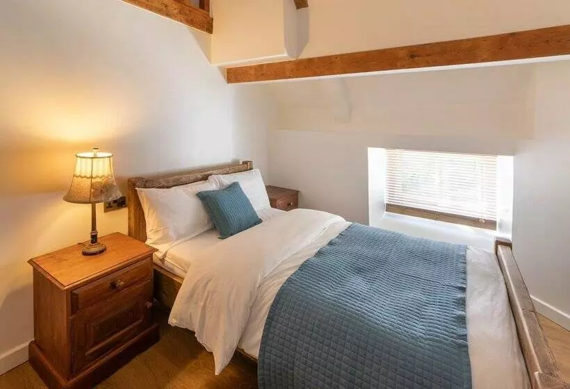 בית מלון כפרי The French Partridge