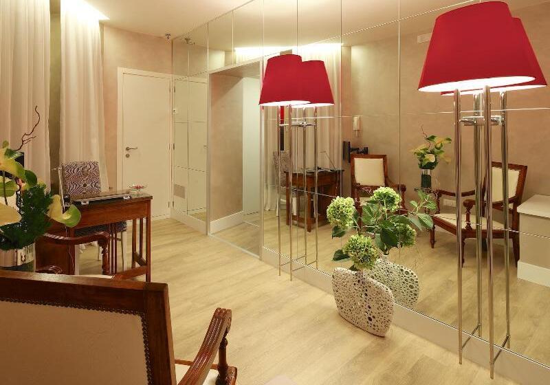 هتل Tullia&prisca Relais