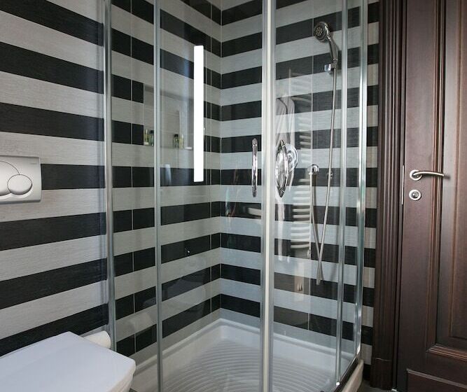 فندق Victoria Tirana