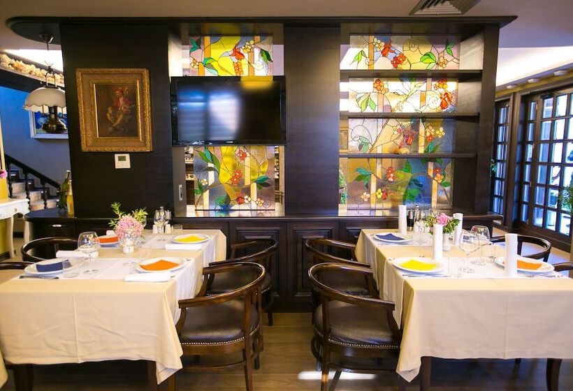 فندق Victoria Tirana