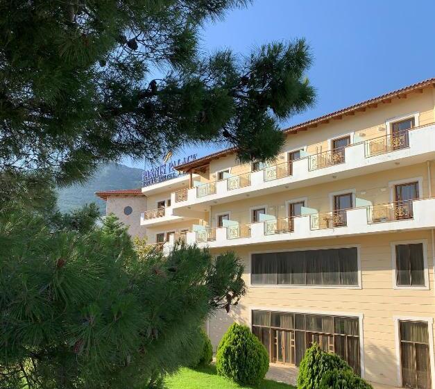 Parnis Palace Hotel Suites