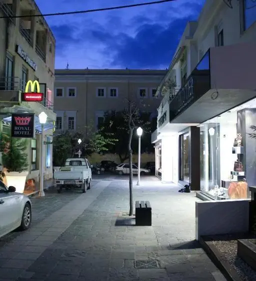 Royal Aparthotel City Centre