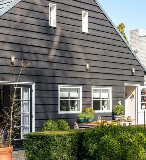 Bed and Breakfast D Ouwe Stal