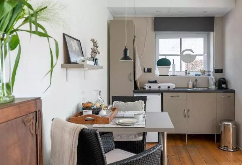 Aamiaismajoitus (B&B) D Ouwe Stal