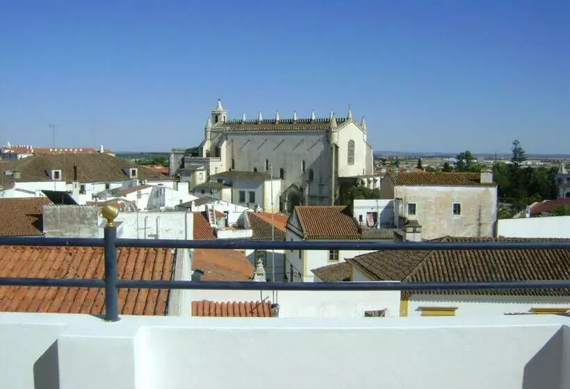 Hotelli D Iberica Alojamento