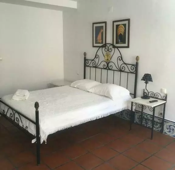 Hotelli D Iberica Alojamento