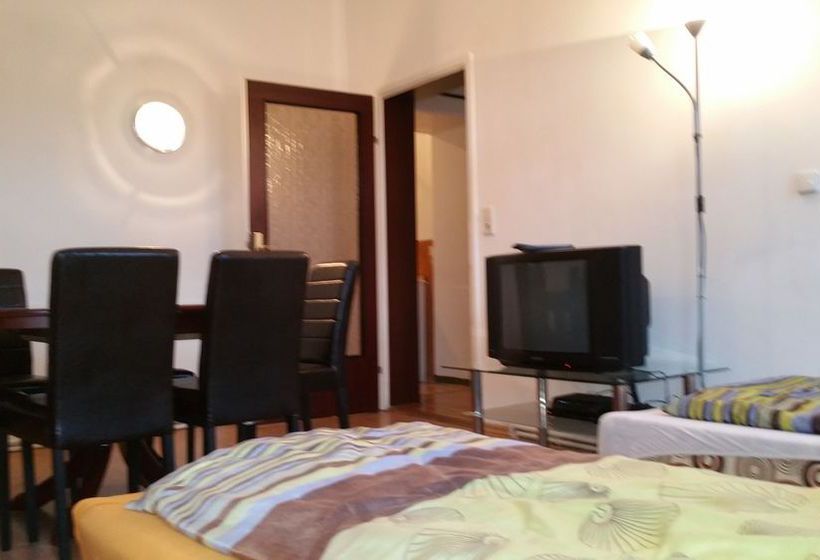 Ferienapartments Randhartingergasse 12