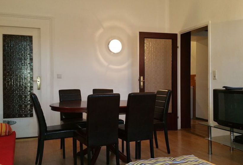 Ferienapartments Randhartingergasse 12