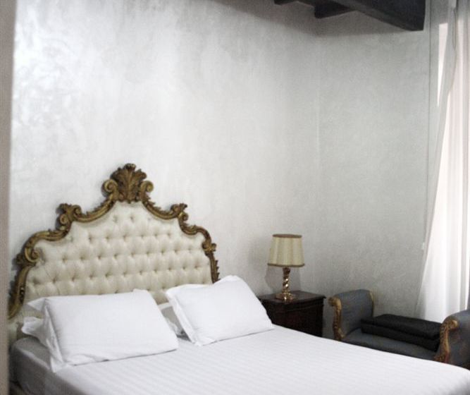 客栈  Piazza di Spagna Suites