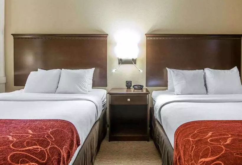 هتل Comfort Suites Marietta Parkersburg
