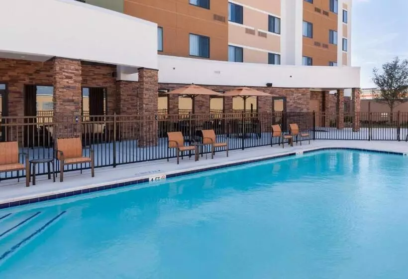 בית מלון כפרי Courtyard By Marriott Houston North/shenandoah