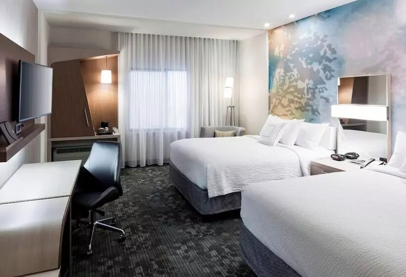 בית מלון כפרי Courtyard By Marriott Houston North/shenandoah