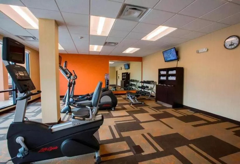 בית מלון כפרי Courtyard By Marriott Jackson Airport/pearl