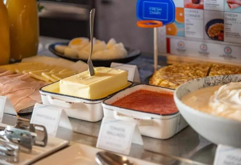 Hotelli Ibis Budget Madrid Calle Alcalá