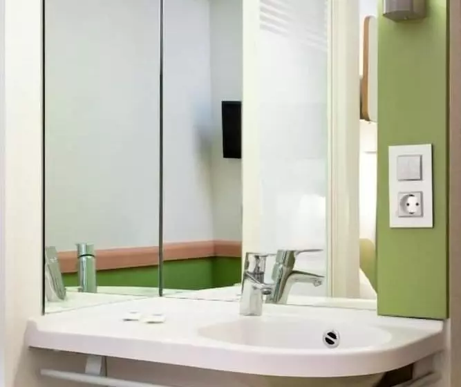 هتل Ibis Budget Madrid Calle Alcalá