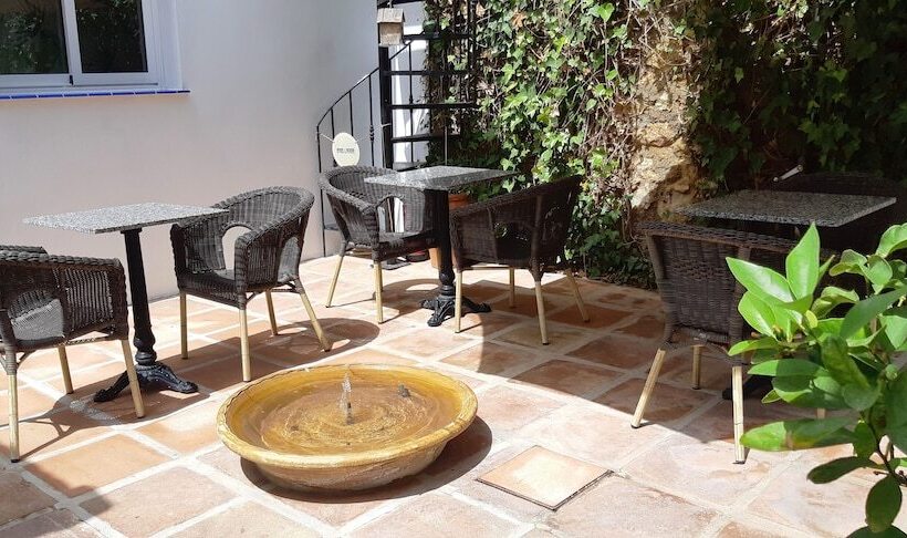 בית מלון כפרי La Francesa Suites