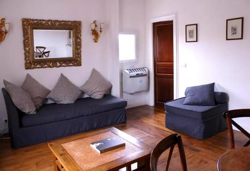 هتل Mithouard Apartment