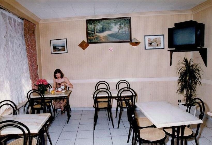 ホテル Paris Bercy