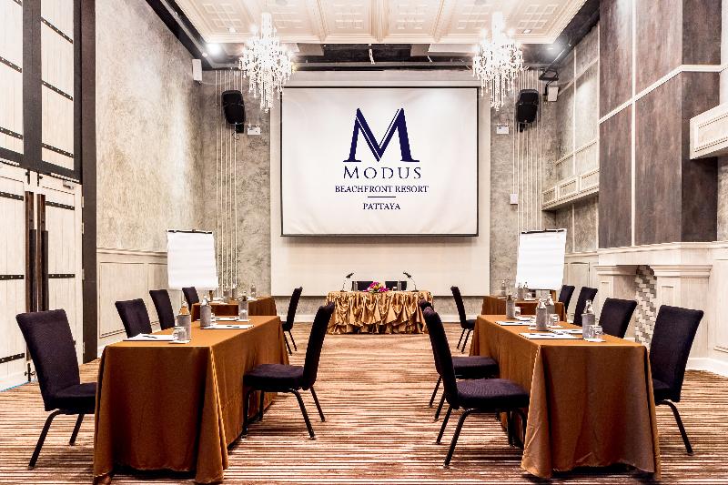 Pattaya Modus Beachfront Resort