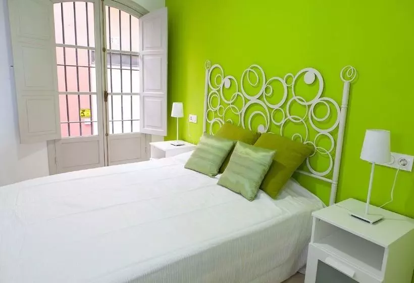 Reservaloen Plaza Del Salvador