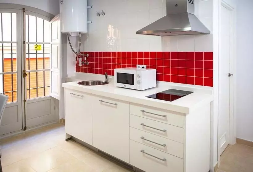 Reservaloen Plaza Del Salvador