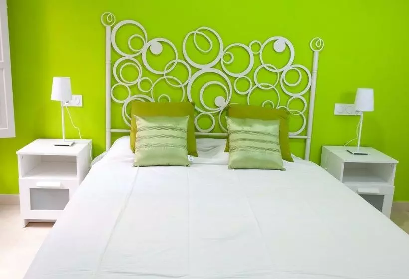 Reservaloen Plaza Del Salvador