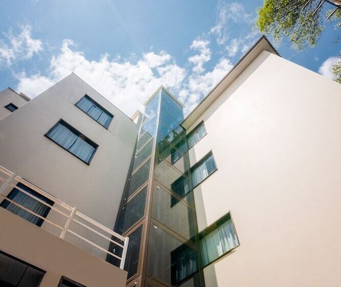 Dreams Hotel Boutique