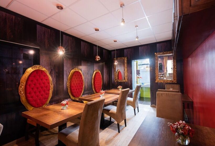 Dreams Hotel Boutique