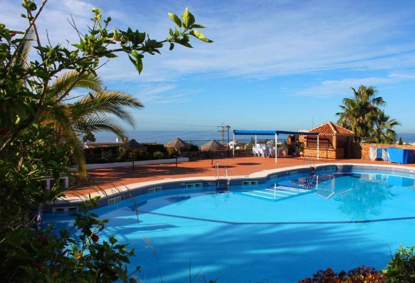 El Capistrano Nerja Guy P. Way