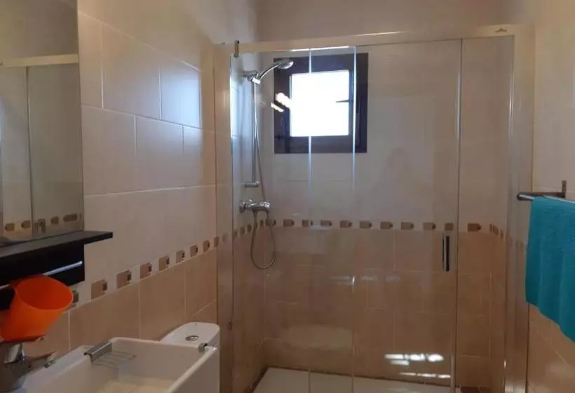 El Capistrano Nerja Guy P. Way