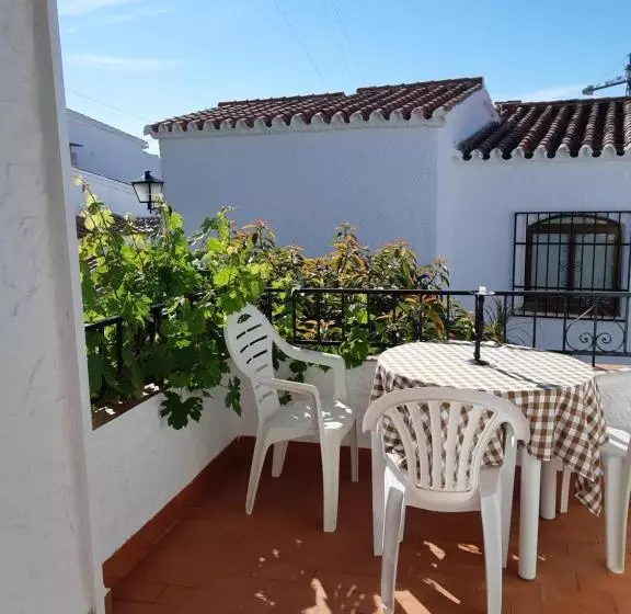 El Capistrano Nerja Guy P. Way