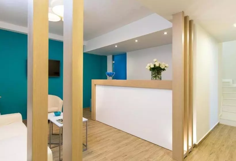 Golden Coast Seaside Apartments