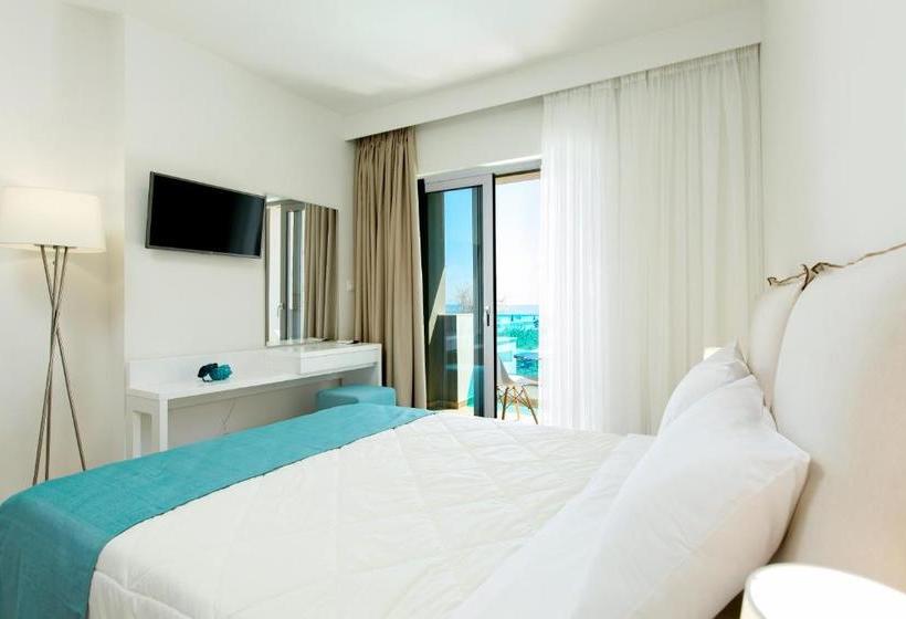 Golden Coast Seaside Apartments