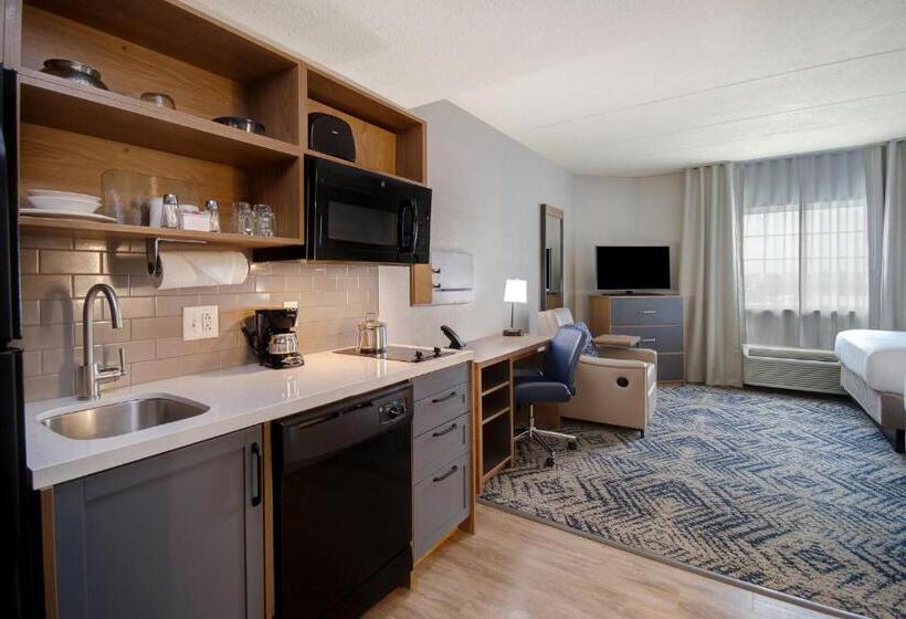 فندق Candlewood Suites Columbia Fort Jackson, An Ihg